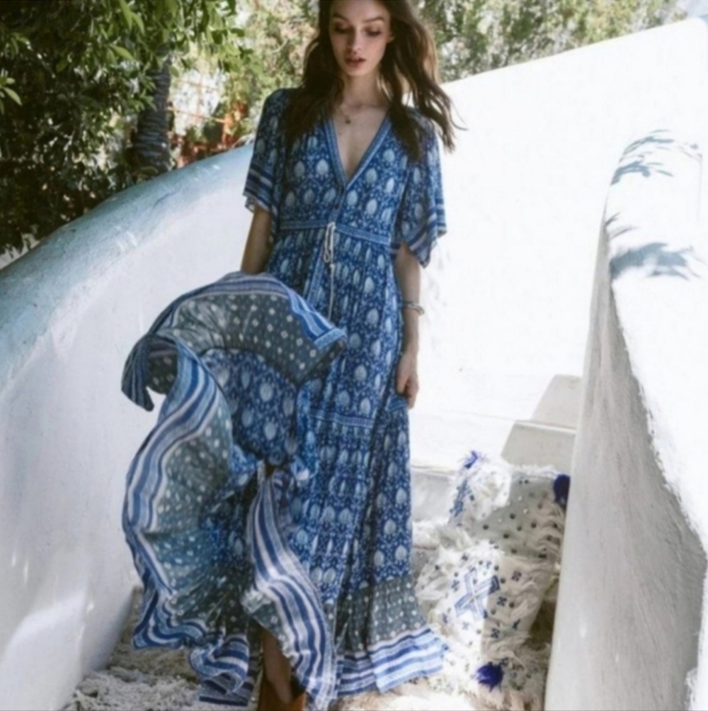 $190- Oracle Gown